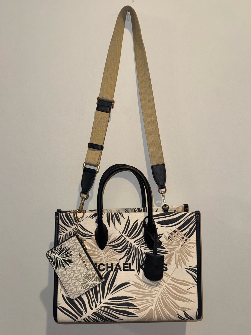 Michael Kors Mirella Medium Signature Tote Bag W/ Jet Set Coin Pouch Wallet